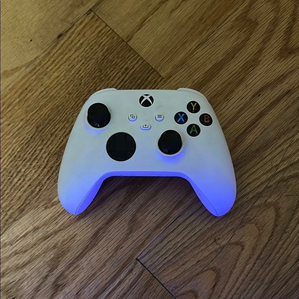 White One S Console with LED Lighting
